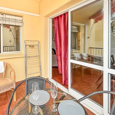 2 Bedroom In فوينخيرولا