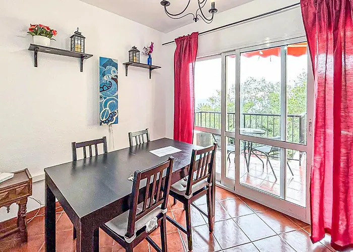 Apartment 2 Bedroom In Fuengirola