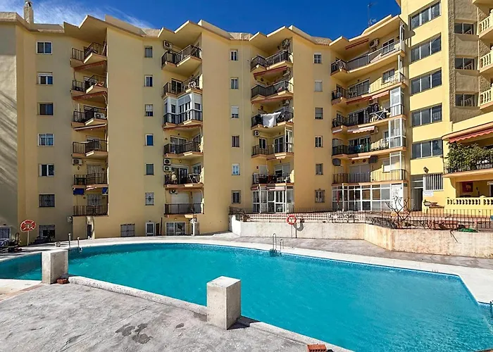 2 Bedroom In * Fuengirola
